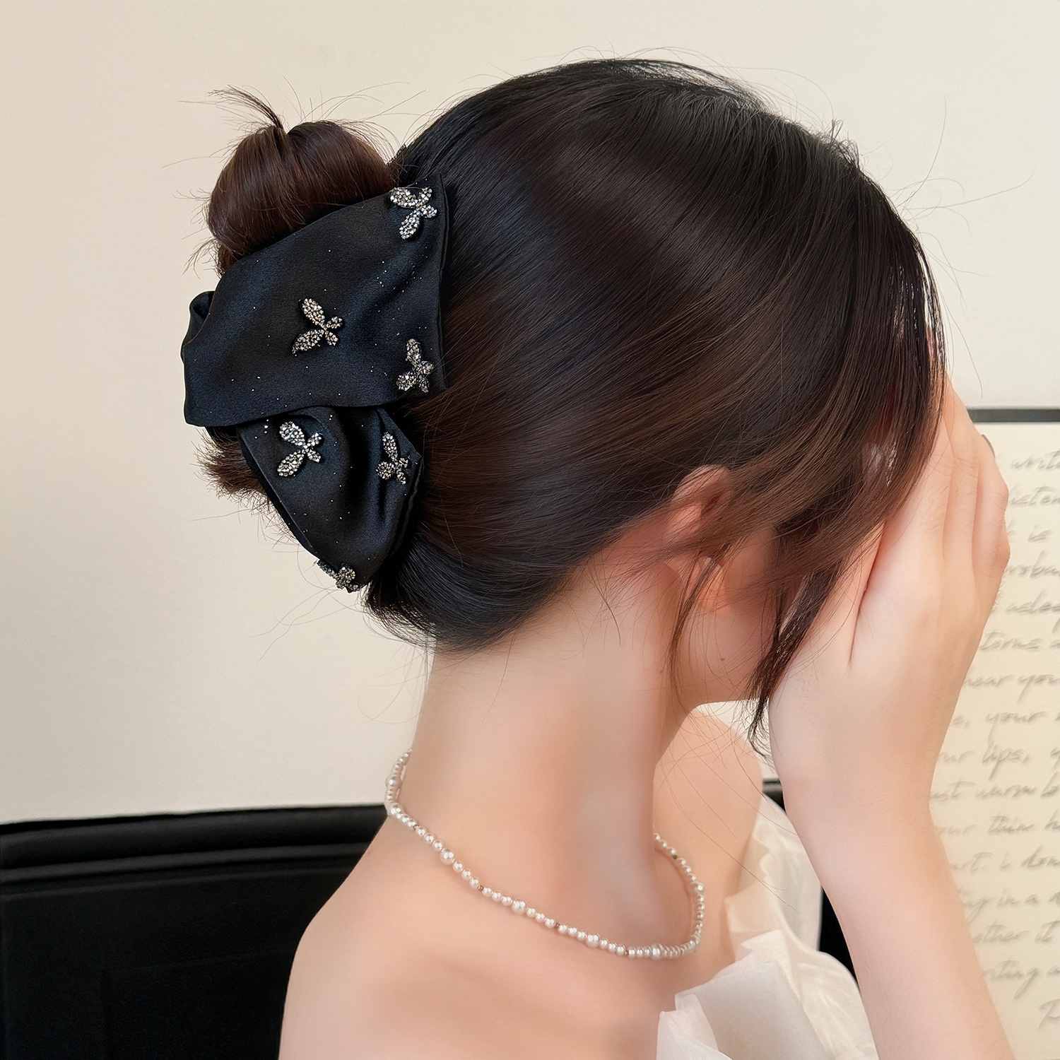 Women's Vintage Rhinestone Cloth Styling Hair Clip Elegant Black Bowknot
