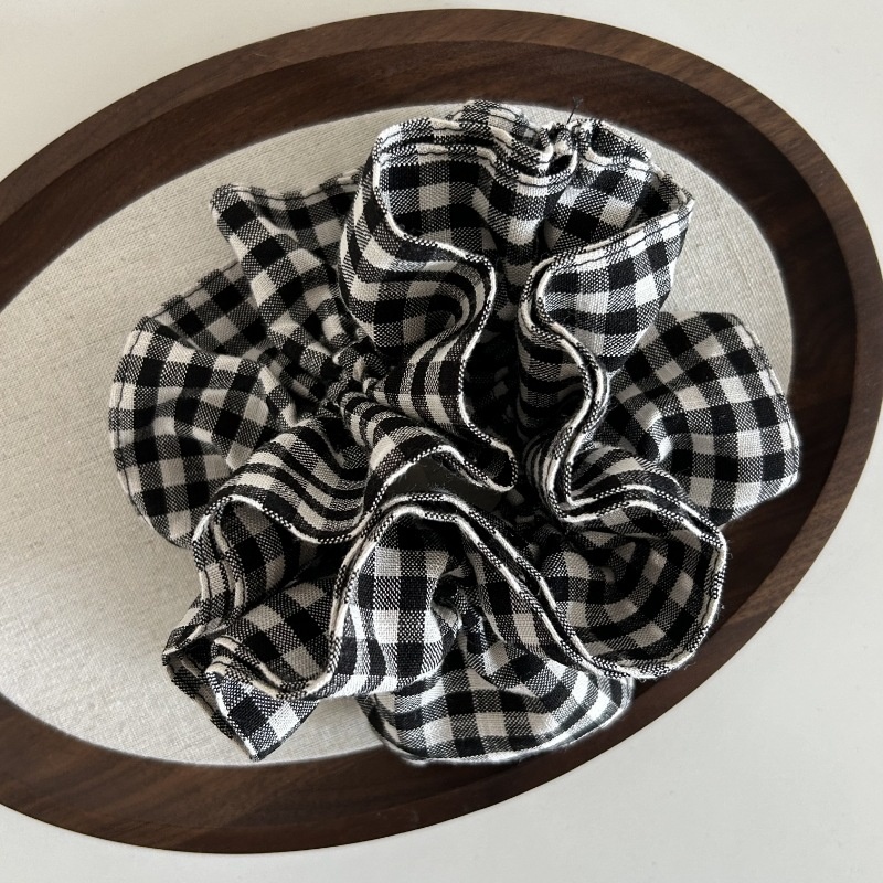 Women's Retro Cloth Scrunchie Hair Tie Black & White Checkered