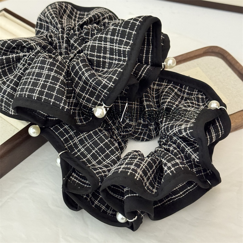 Women's Retro Pearl Cloth Scrunchie Hair Tie Black & White Checkered Plaid
