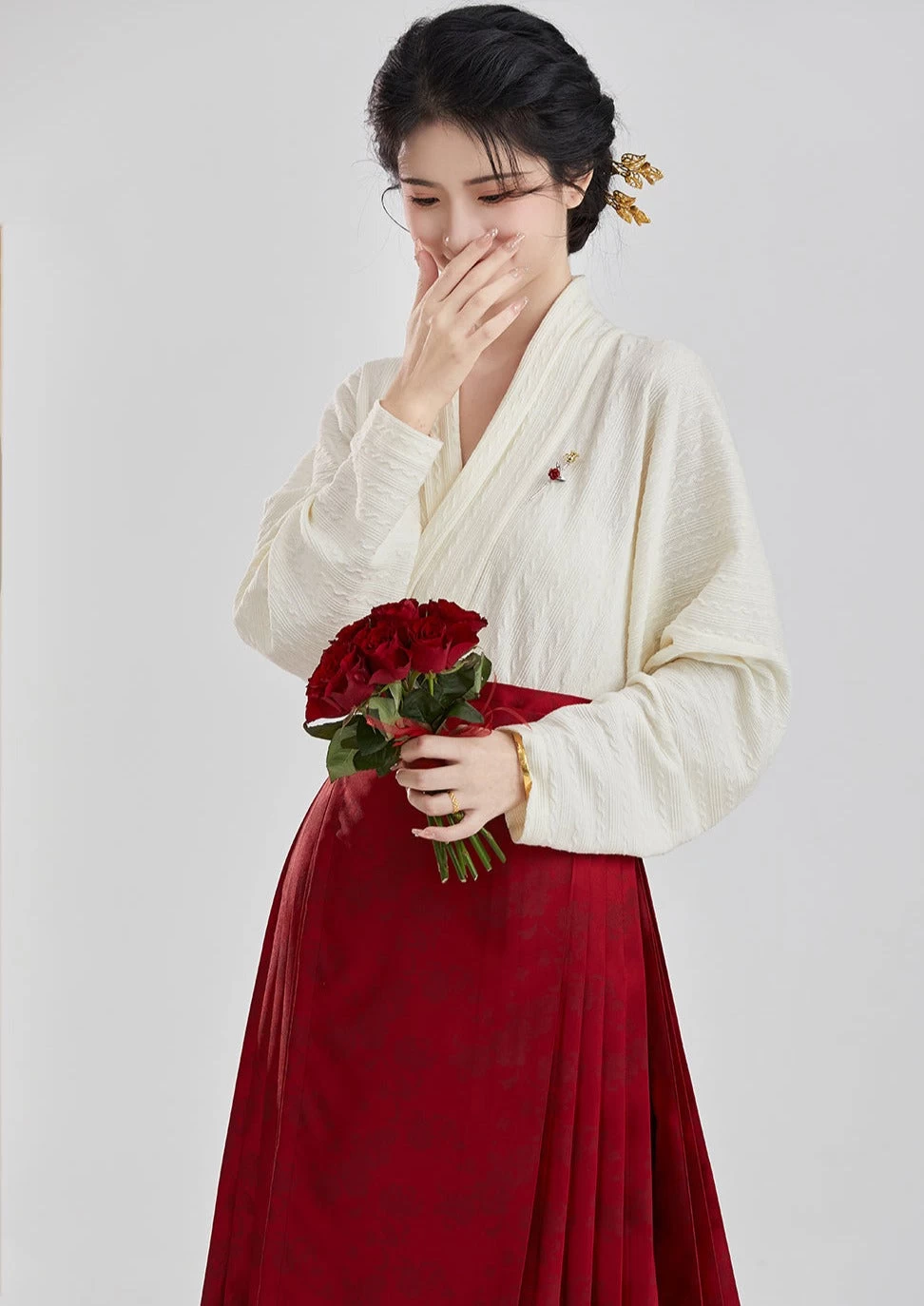 Women Modern Bridal Ma Mian Skirt Set,  (Dijie) | HANFUBAO