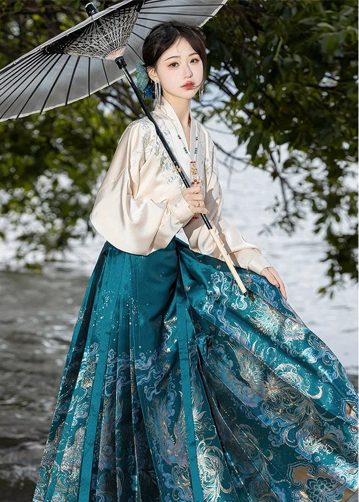 Women Modern Daily  Hanfu Set Snow Phoenix Embroidery Plus Size | HANFUBAO