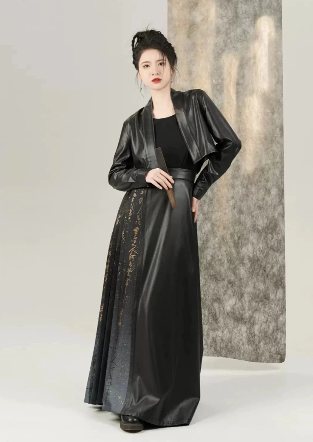 Women’s Modern 3-Piece Faux Leather Daily Hanfu Set Midnight Ink | HANFUBAO