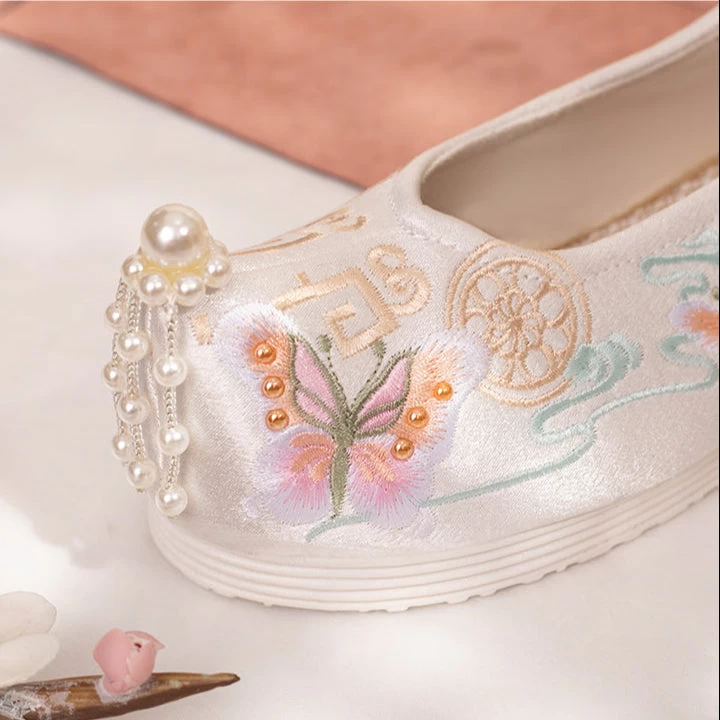 Women Canvas Embroidered Flats Floral Tassel Charm | HANFUBAO