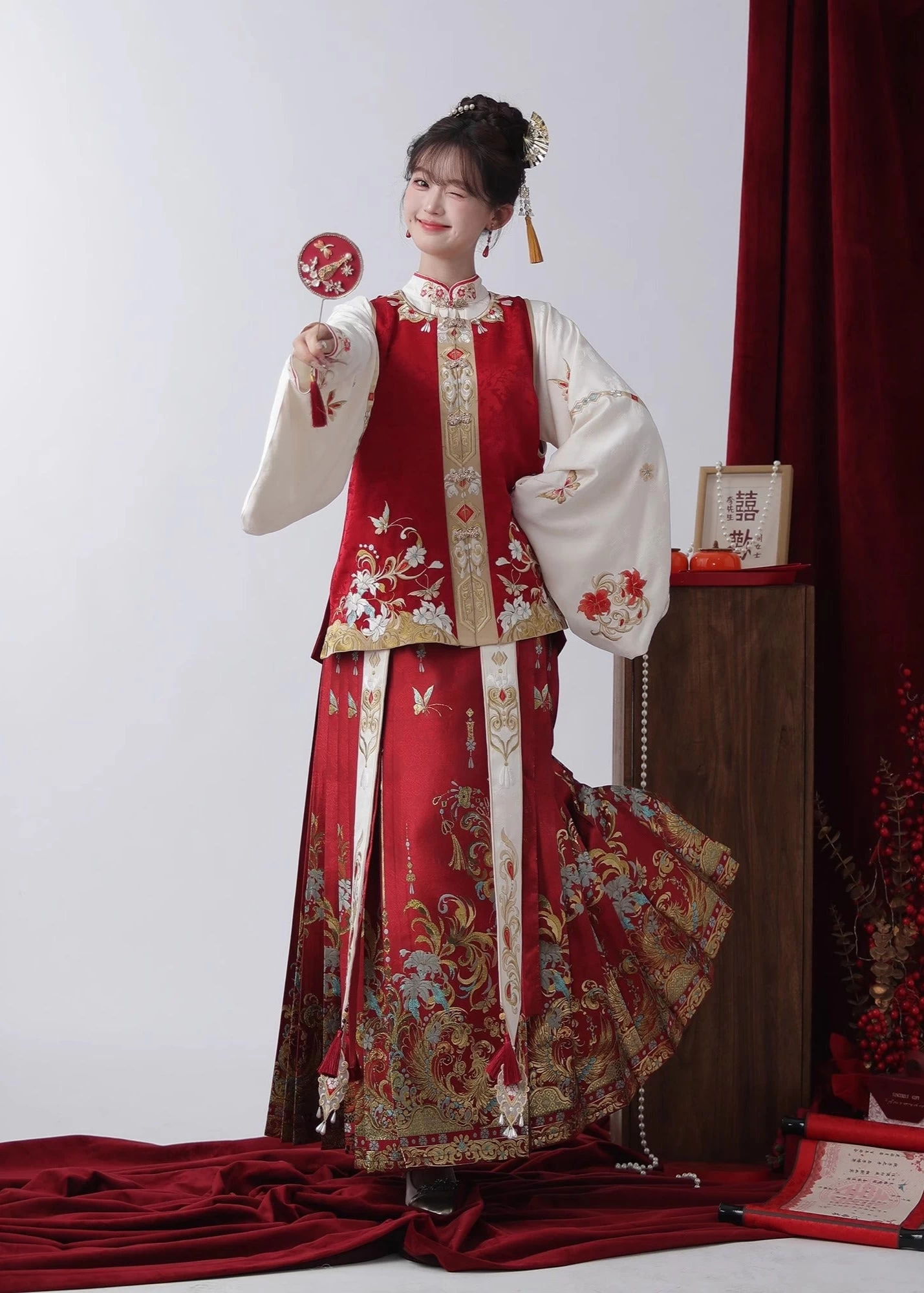Women Modern Hanfu Wedding Set  Red Phoenix Embroidery Plus Size | HANFUBAO