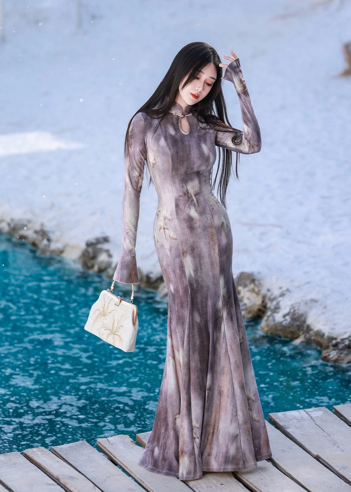 Women Modern Hanfu 2-Piece  Qipao Set Violet Mist | HANFUBAO