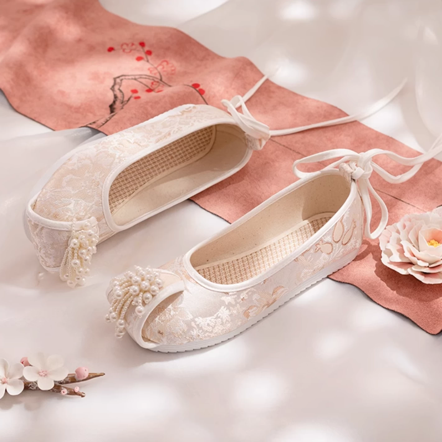 HANFUBAO | Women Canvas Hanfu Flats White Pearl Floral Embroidery US 5-8.5