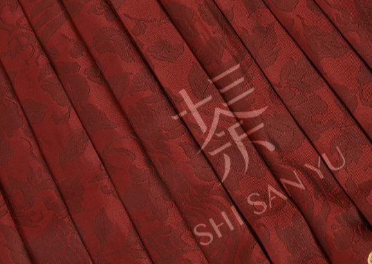 Women 2-Piece Modern MaMian Skirt Hanfu Set Ink White Dragon Embroidery Plus Size | HANFUBAO