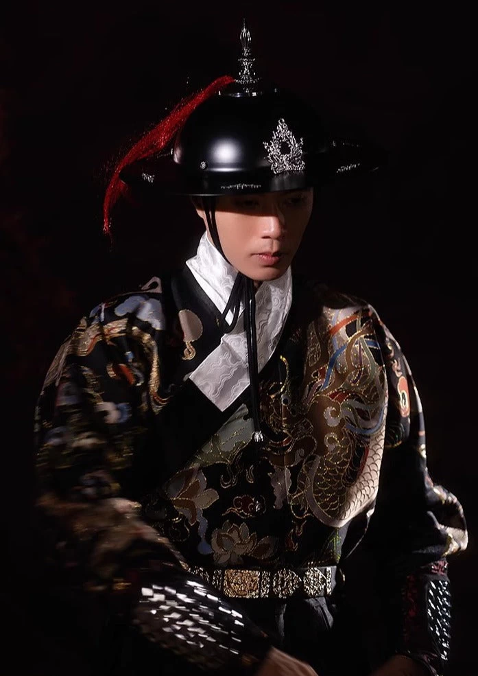 Unisex Ming Dynasty Iron Flying Fish Helmet Cosplay Costume Accessory | HANFUBAO