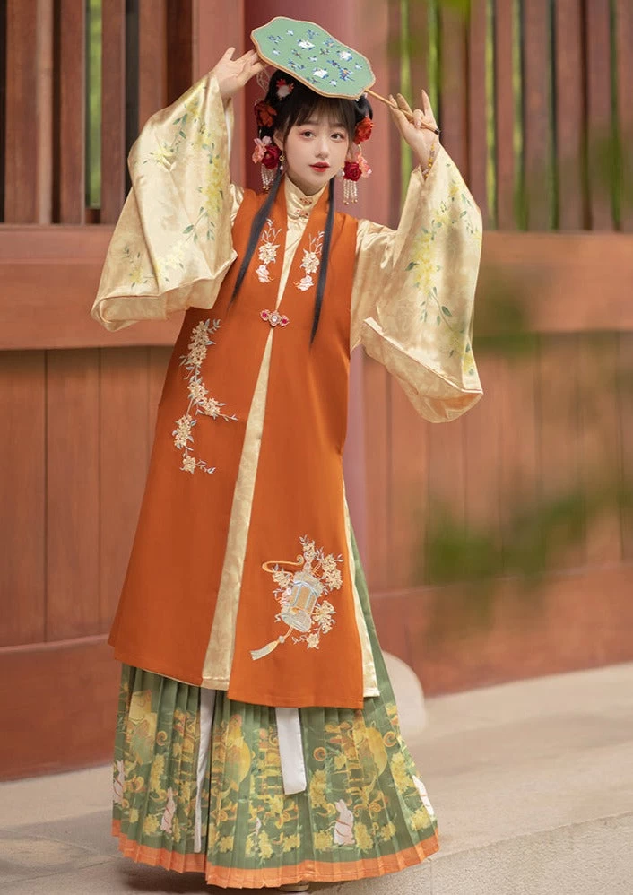 Women Modern Hanfu 3-Piece Set Flower Embroidery | HANFUBAO