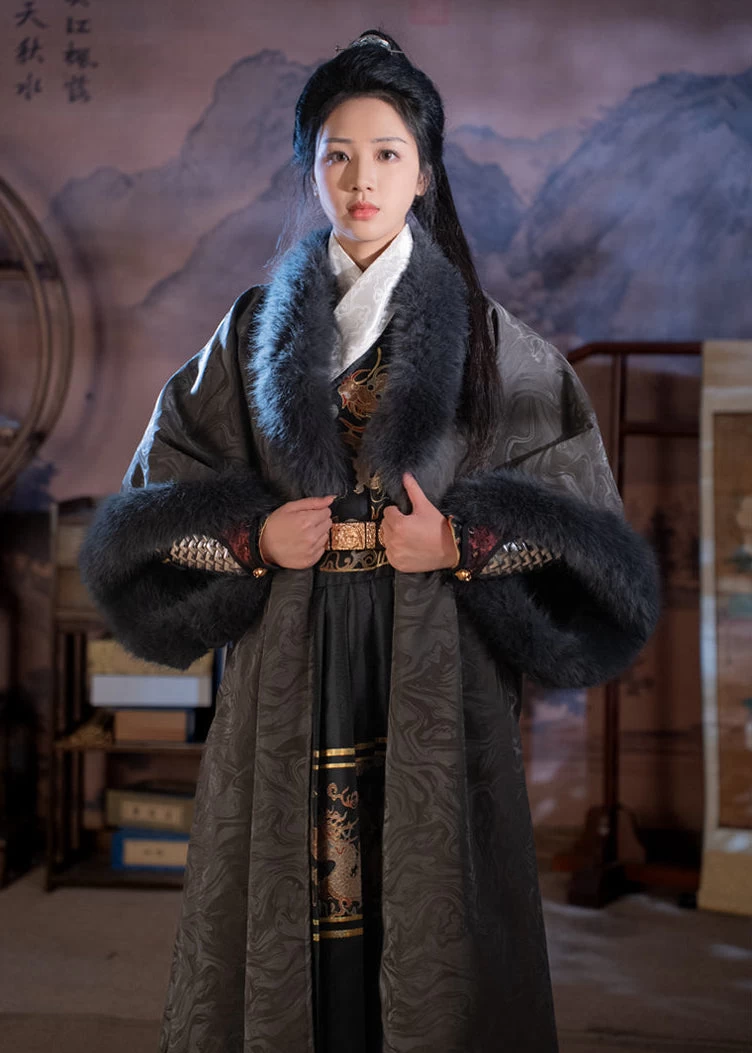 Unisex Daily Hanfu Flying Fish Embroidered Cloak Outerwear | HANFUBAO