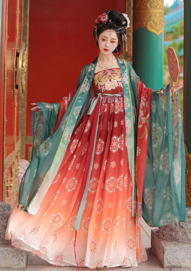 Women Modern Daily Hanfu 3-Piece Floral Embroidered Set | HANFUBAO