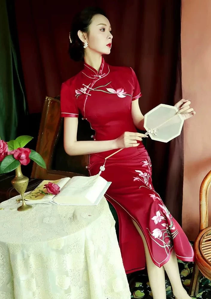 Women Modern Acetate Satin Daily Hanfu Red Magnolia Qipao Dress | HANFUBAO