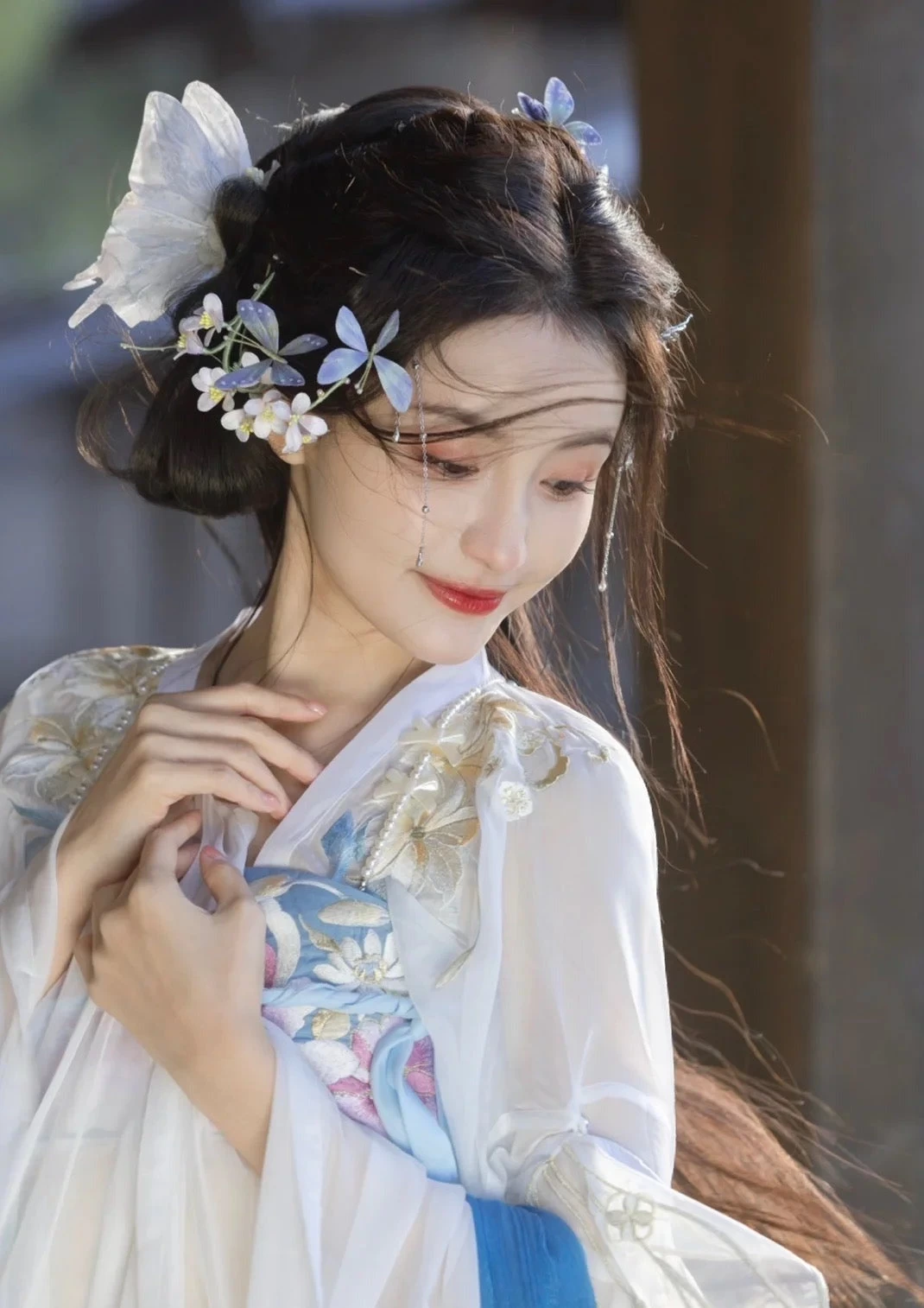 Women Feather Butterfly Hair Clip Faux Pearls Party Hanfu Accessory | HANFUBAO