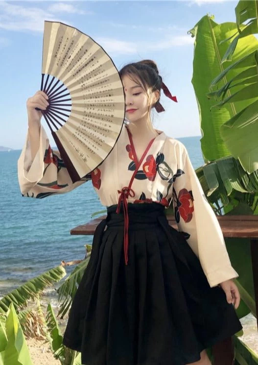 Women Modern Daily Hanfu Top & Short Skirt Black/Red Camellia Print  | HANFUBAO