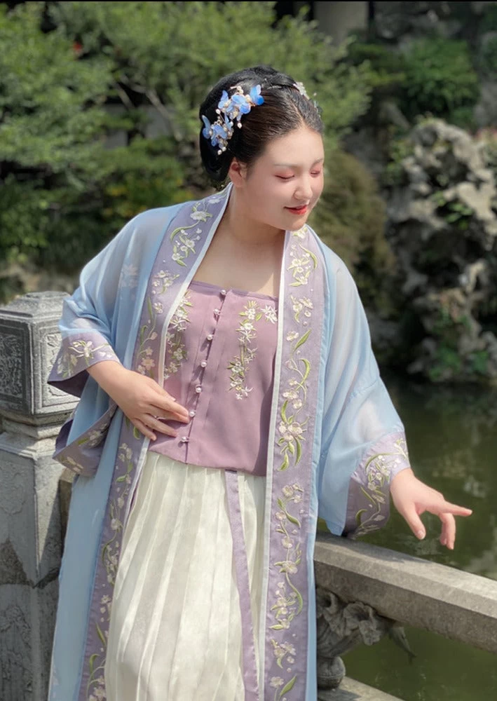 Women Plus Size Daily Hanfu Set Purple Floral Embroidery 4-Piece| HANFUBAO
