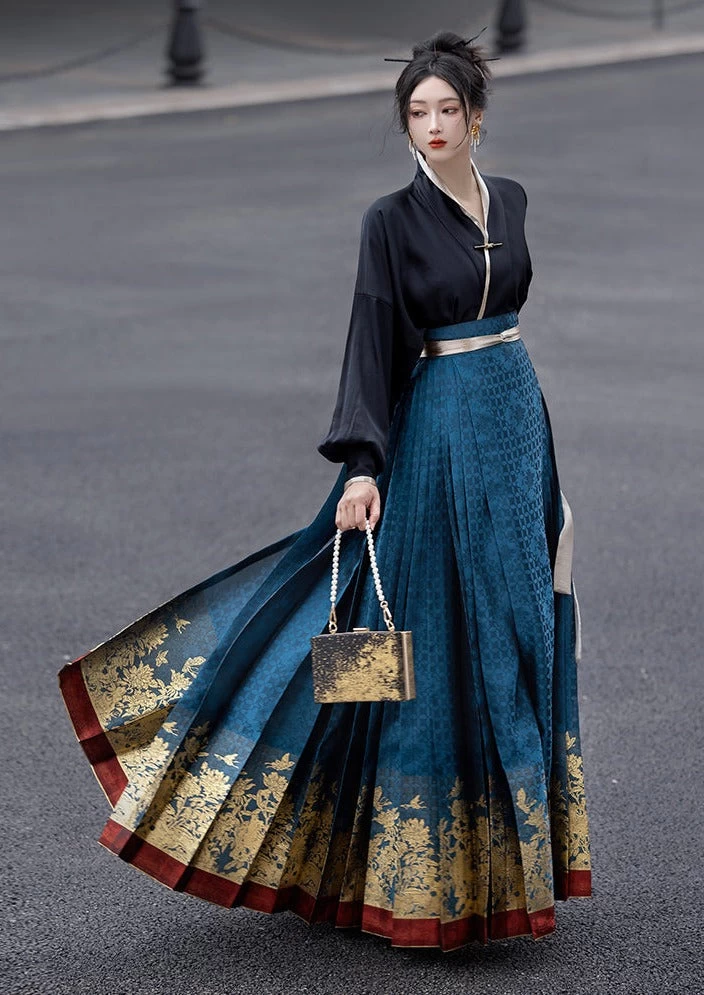 Women’s Modern Hanfu 2-Piece Cotton-Blend Ma Mian Skirt Set 国色 | HANFUBAO