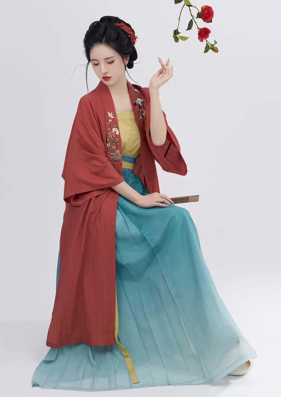 Women's Early Spring Swallows Modern 3-Piece Daily Hanfu Set| HANFUBAO