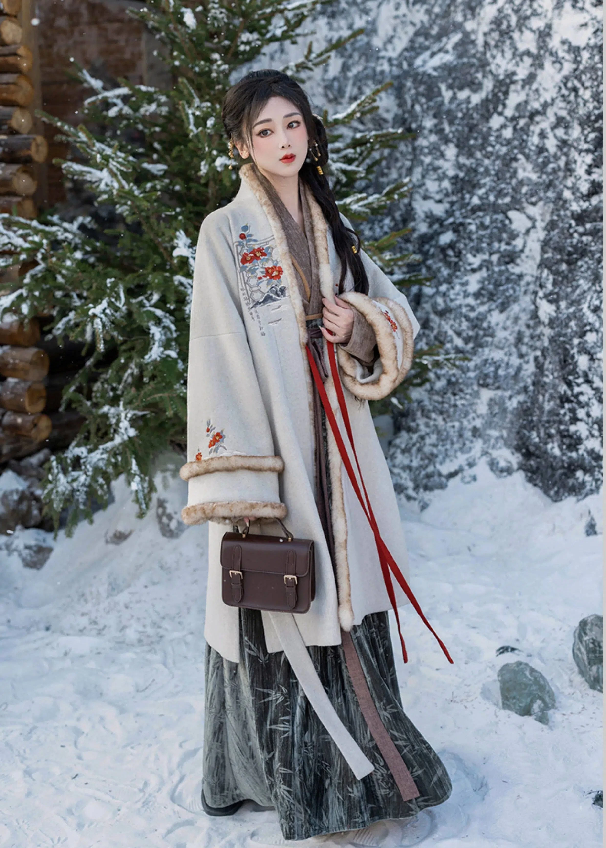 Women Modern Daily Hanfu 3-Piece  Set Snow White | HANFUBAO