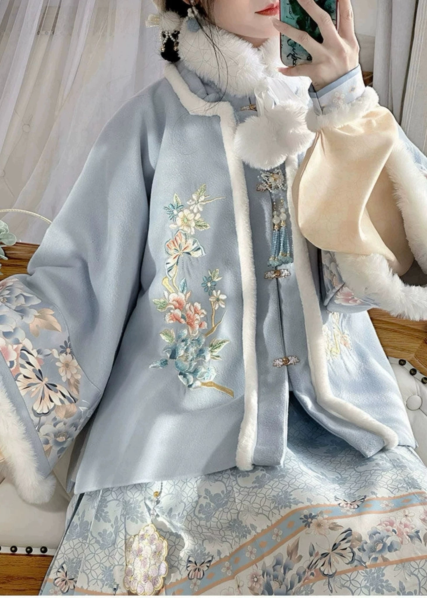 Women’s Plus Size Modern Hanfu Set Snow Plum  Daily Wear | HANFUBAO