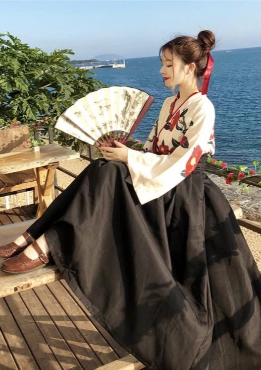 Women's Modern Daily Hanfu Set Black Camellia Print Plus Size | HANFUBAO