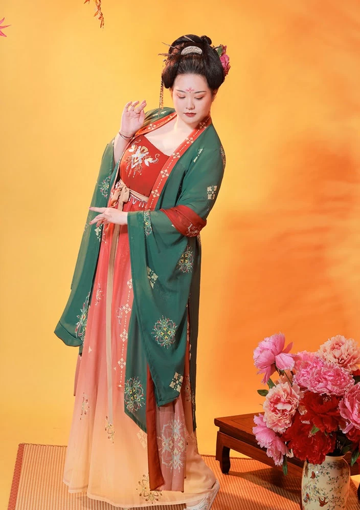 Women Chiffon Modern Plus Size Hanfu Set Green/Red Floral | HANFUBAO