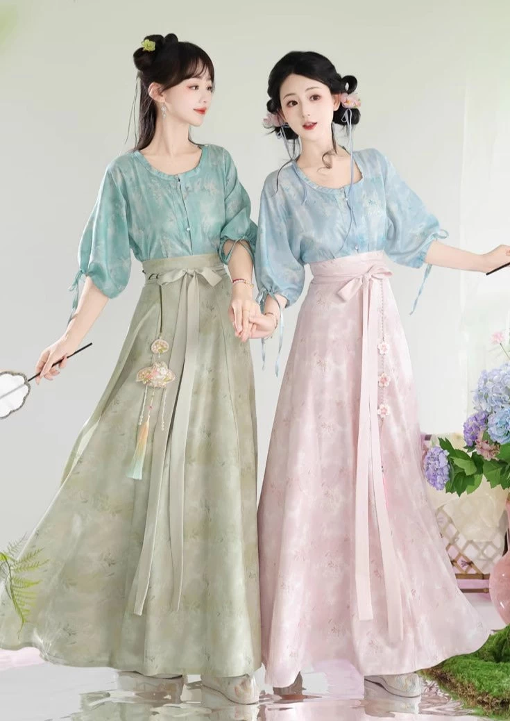Women Floral Daily Hanfu 2-Piece Top & Skirt Set Artificial Silk| HANFUBAO