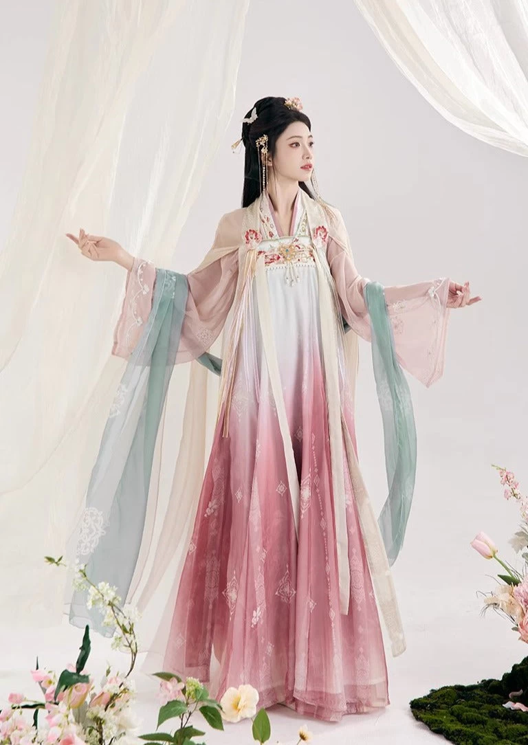 Women Modern Yarn Hanfu Set Sweet Peach Floral Embroidery Plus Size | HANFUBAO