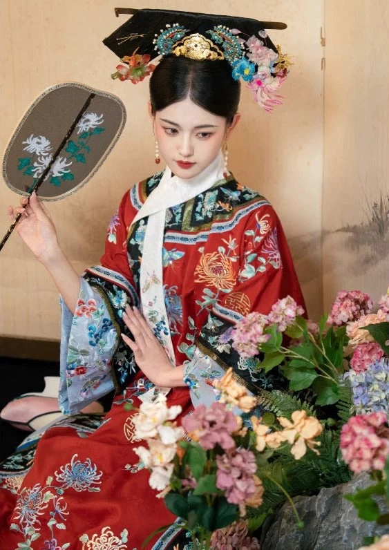 Women Modern Daily Hanfu Embroidered Dress Set White Scarf | HANFUBAO