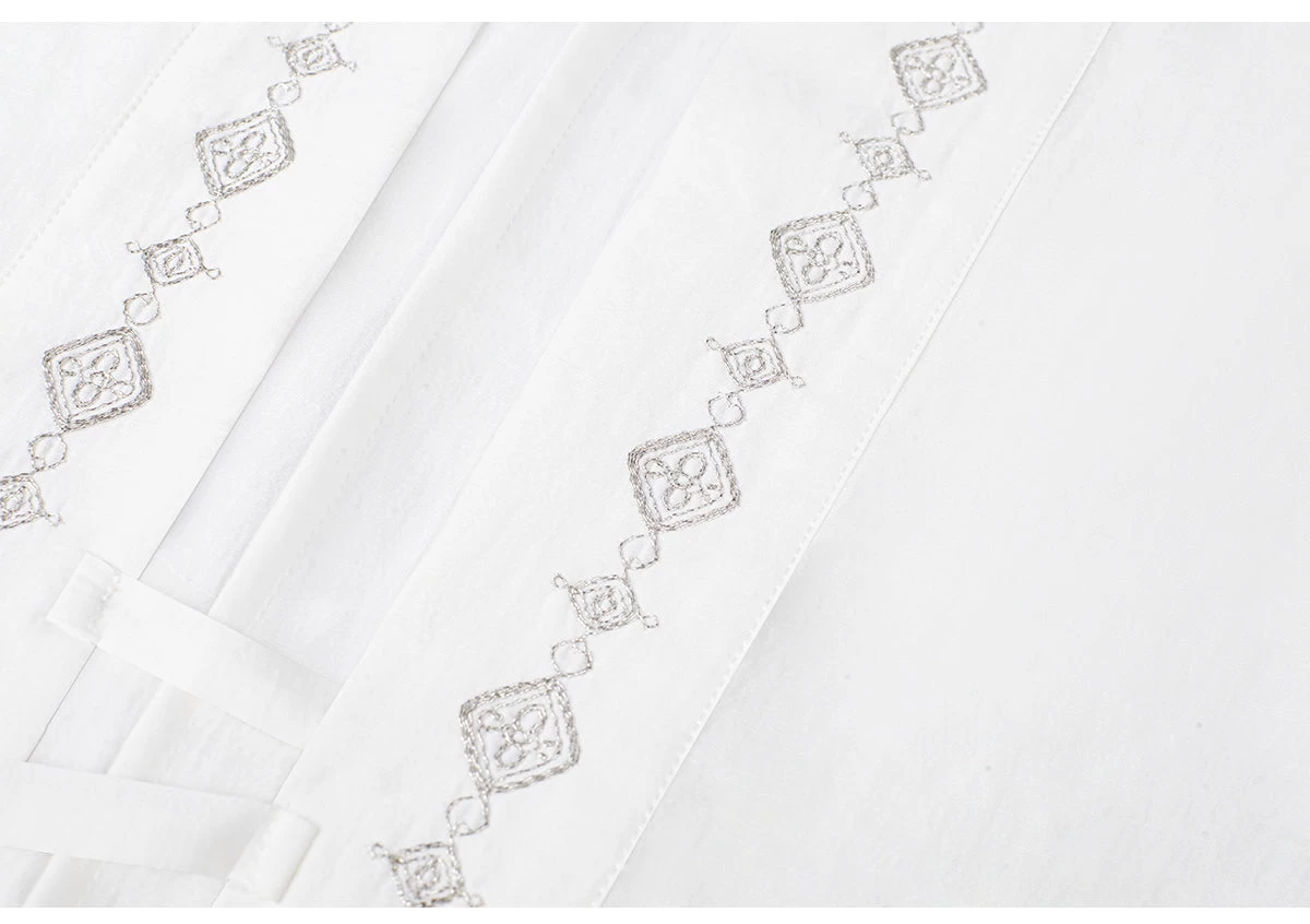 Women Modern Hanfu Wrap Blouse White Daily Wear Lightweight Fabric | HANFUBAO