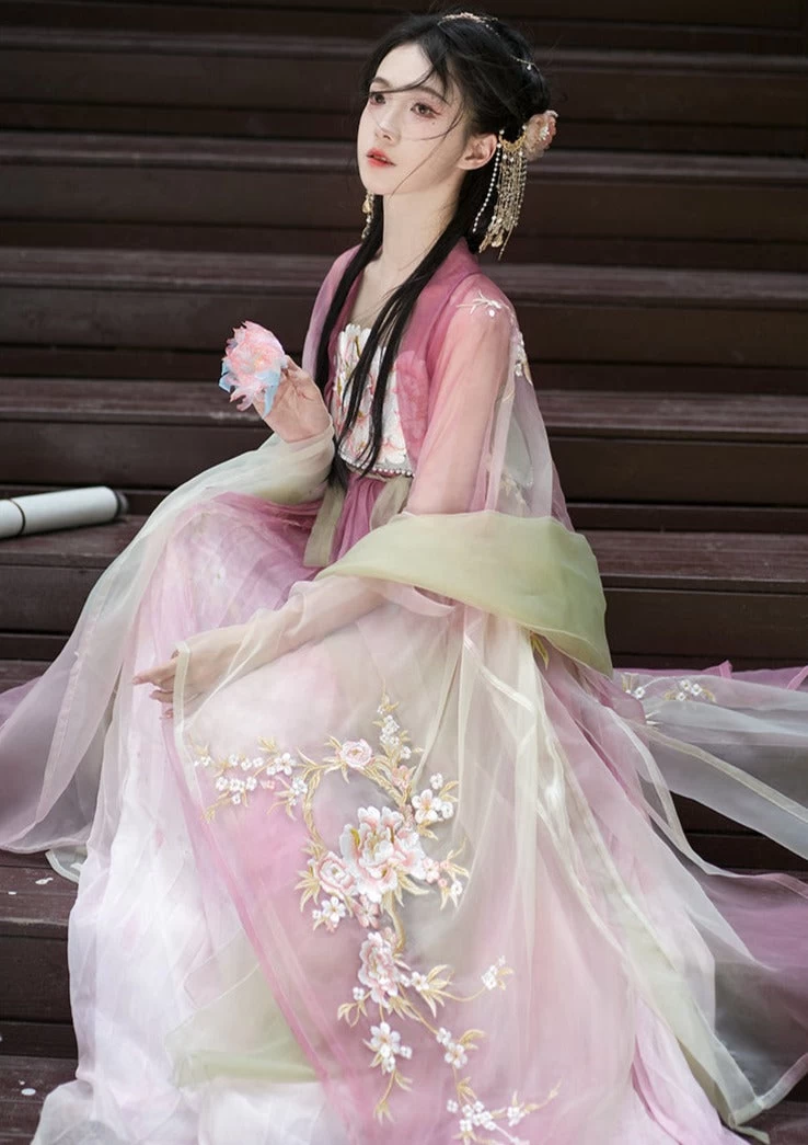 Women 3-Piece Daily Hanfu Set Floral Embroidered Yarn for Spring | HANFUBAO