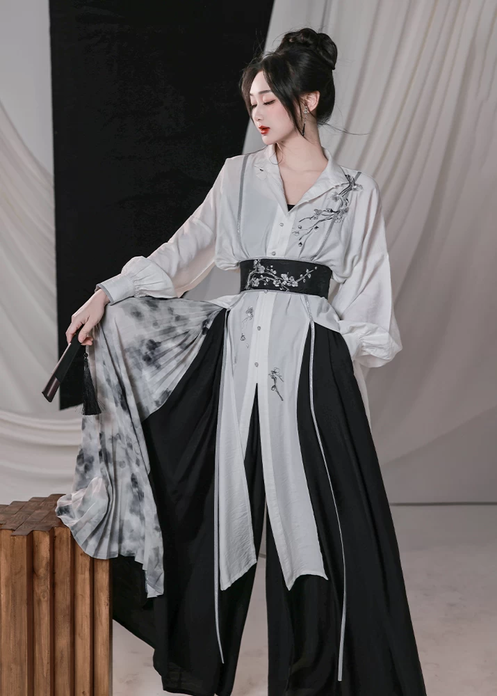 Women's Modern Hanfu Cotton Blend Pants Set | Plum Print Plus Size | HANFUBAO