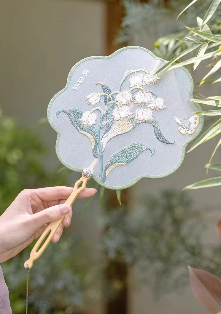 Women Bamboo Hand Fan 4-Color Valley Lily Embroidery Big 33cm| HANFUBAO