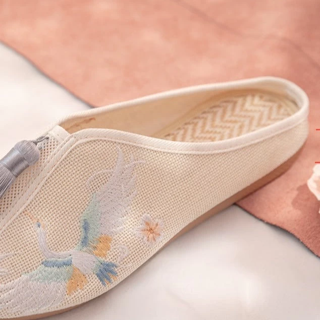 Women’s Hanfu Floral Embroidered Canvas Mule Shoes 7 Colors EU35-40 | HANFUBAO
