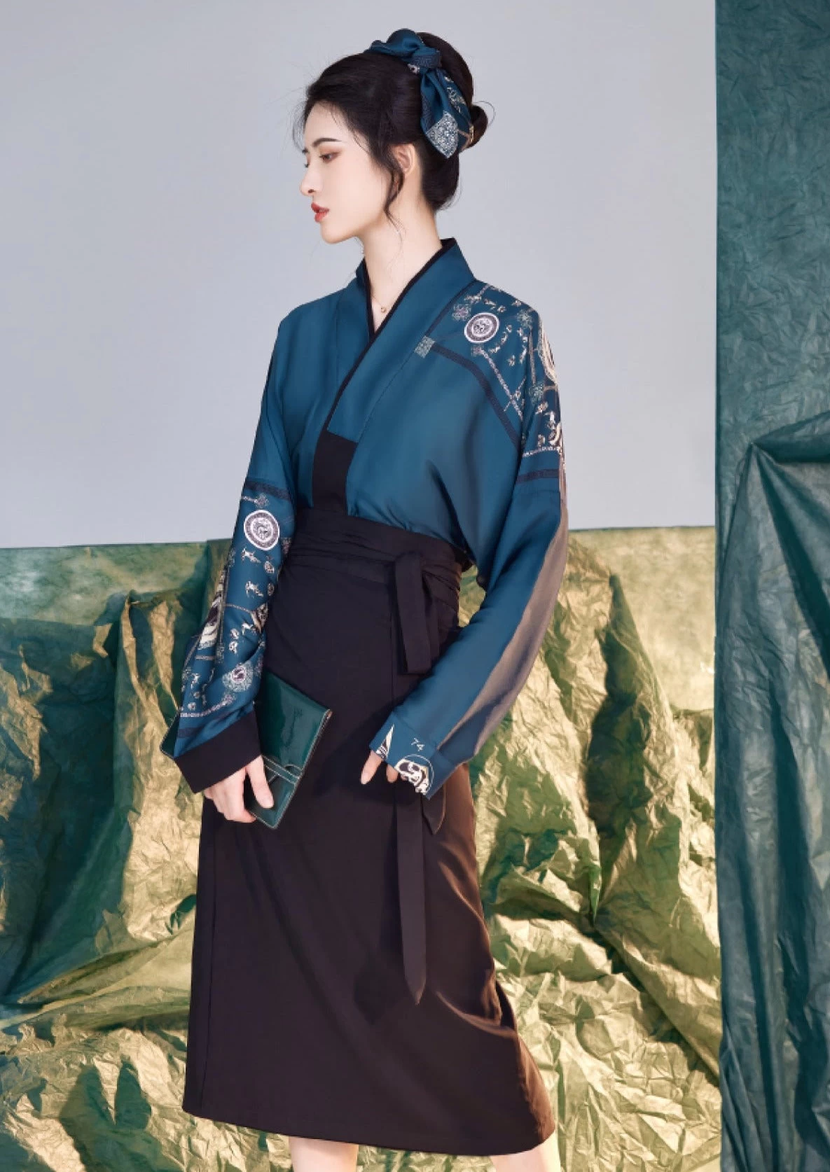Women Modern Daily Hanfu Set Modern Blue | HANFUBAO