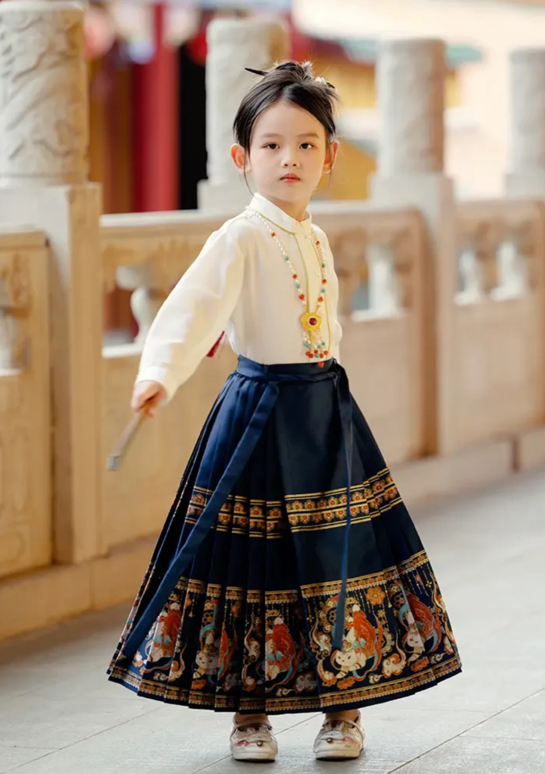 Girls Modern Daily Hanfu Set Rabbit Embroidery | HANFUBAO