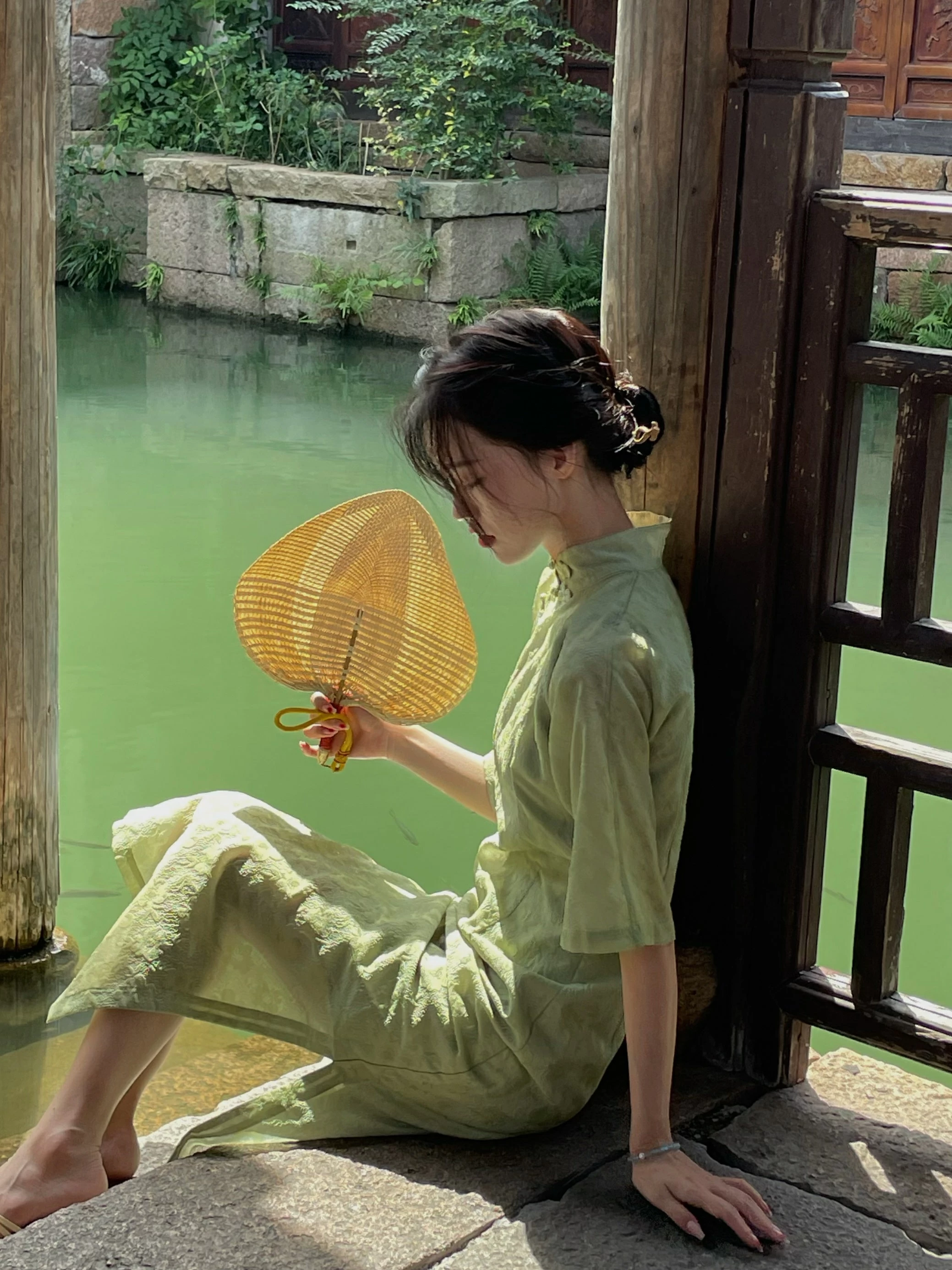 Women's Vintage Green Mandarin Collar Qipao Dress, Polyester-Rayon | HANFUBAO