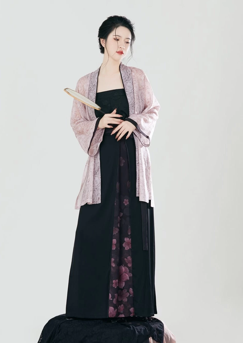 Women's Modern Black Daily Hanfu 3-Piece Set| HANFUBAO