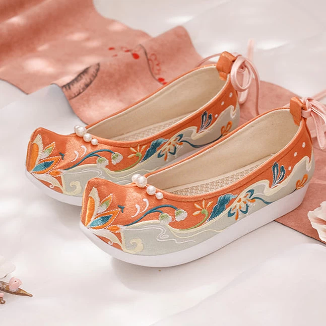 Women’s Canvas Embroidered Floral Hanfu Shoes | HANFUBAO