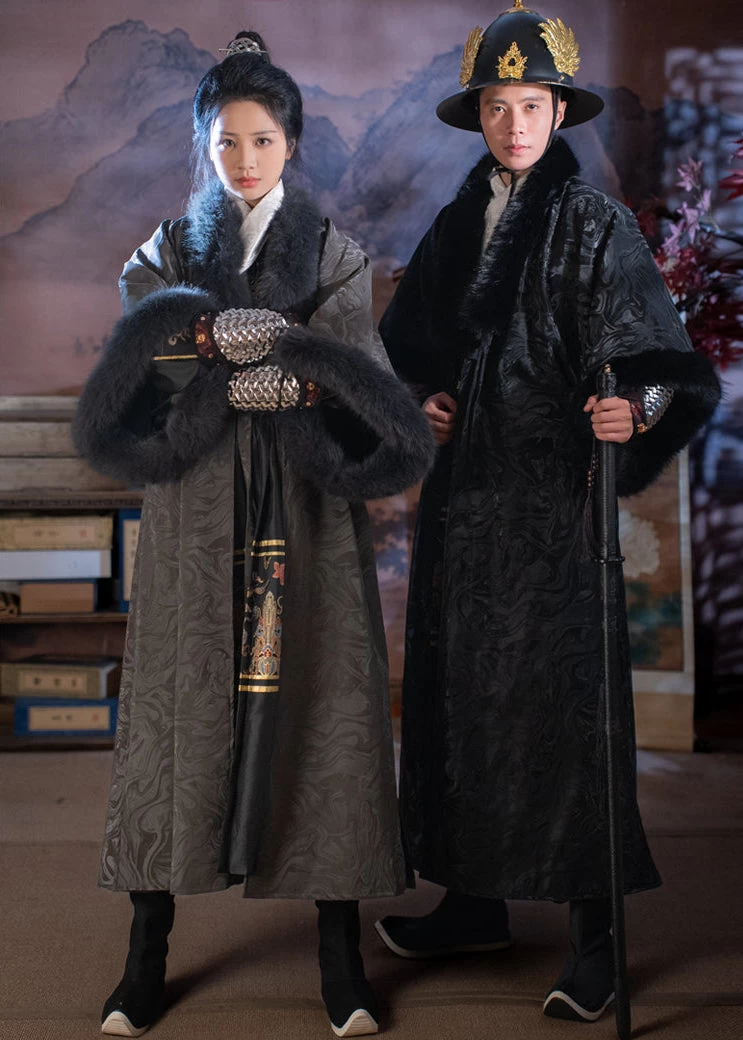 Unisex Flying Fish Embroidered Hanfu Cloak for Winter Cosplay | HANFUBAO