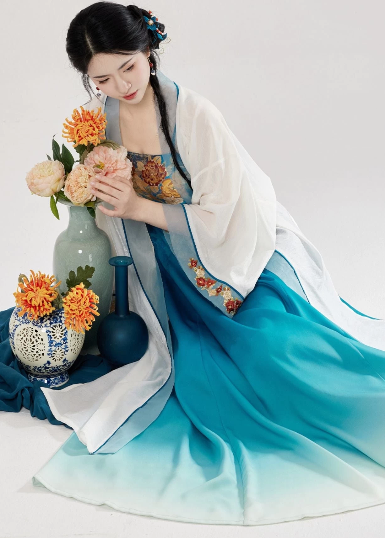 Women Modern 2-Piece Camellia Parrot Printed Daily Hanfu Set | HANFUBAO