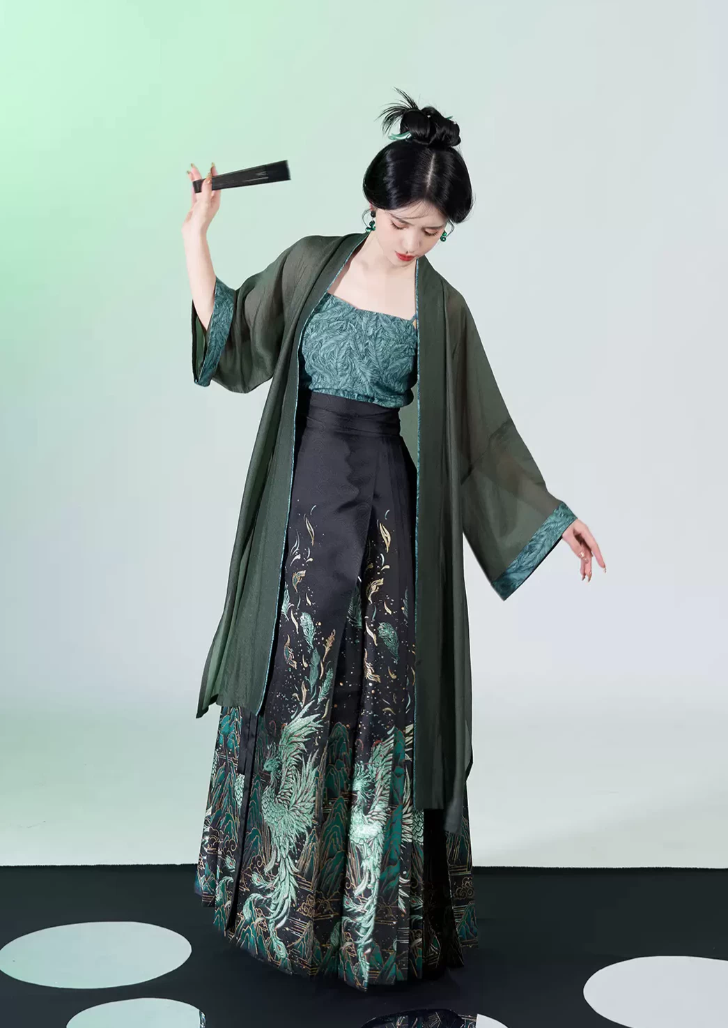 Women Modern Hanfu 3-Piece Ma Mian Skirt Set Qingyu | HANFUBAO