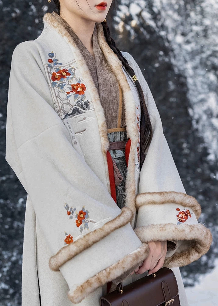 Women Modern 3-Piece Hanfu Set Snow White Embroidery  | HANFUBAO