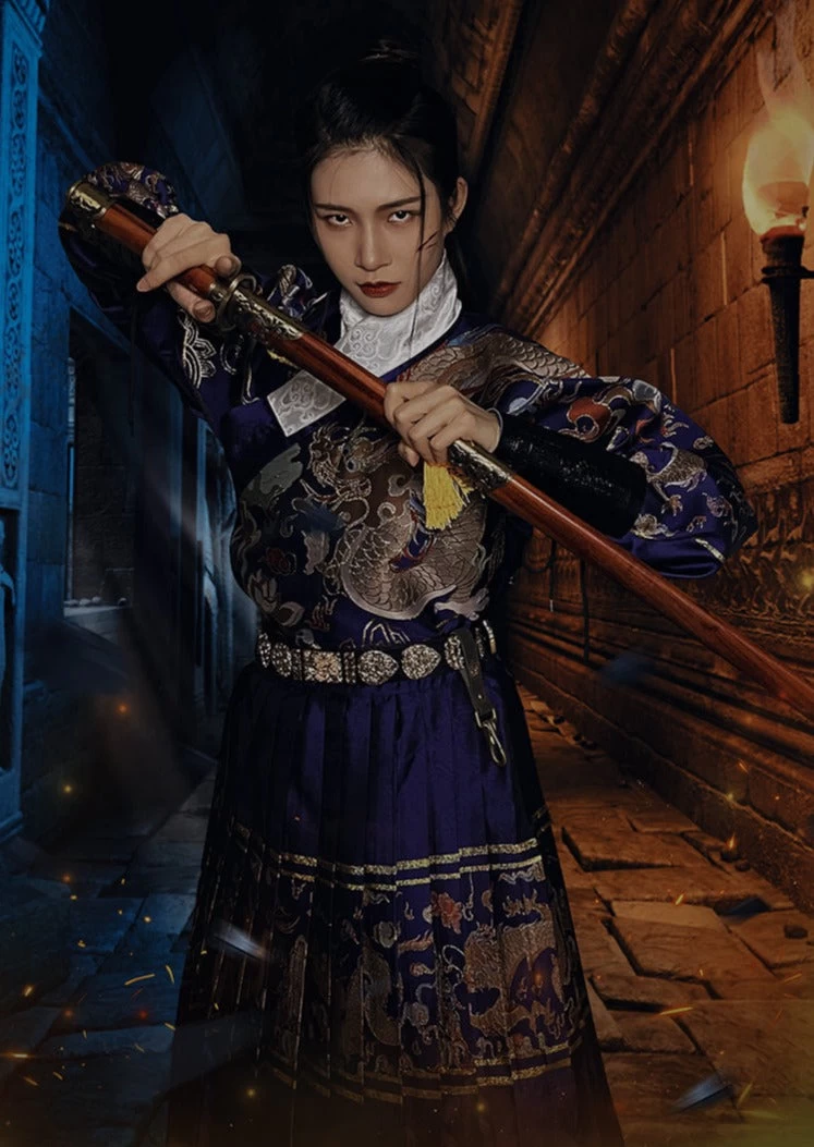 Unisex 4-Piece Embroidered Flying Fish Hanfu Set for Daily Wear | HANFUBAO