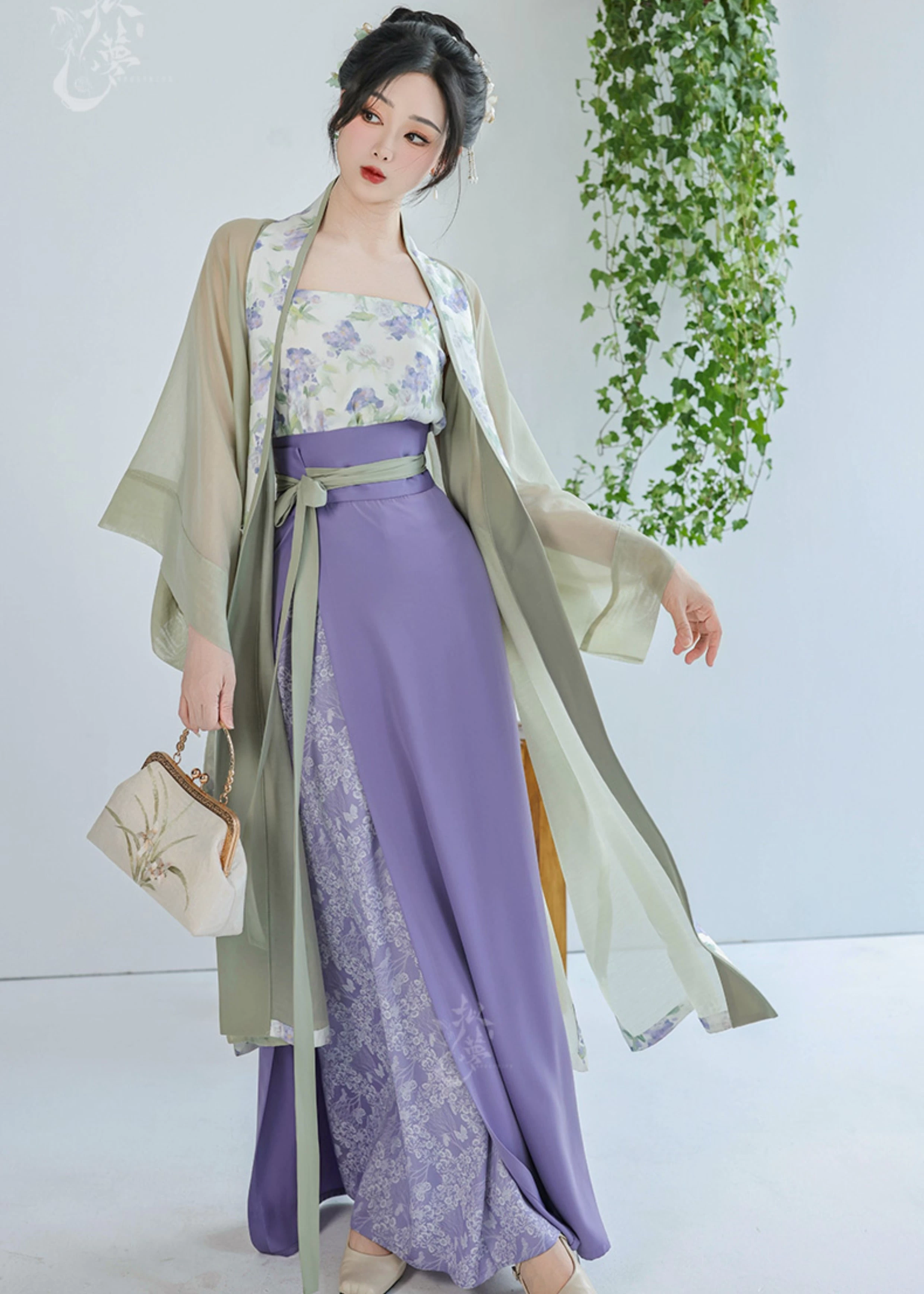Women’s 3-Piece Daily Hanfu Set Jasmine Grape Green Tencel Blend | HANFUBAO