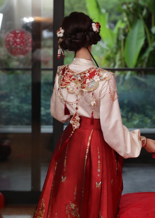 Women Modern Hanfu Wedding Set  Red Phoenix Embroidery Plus Size | HANFUBAO