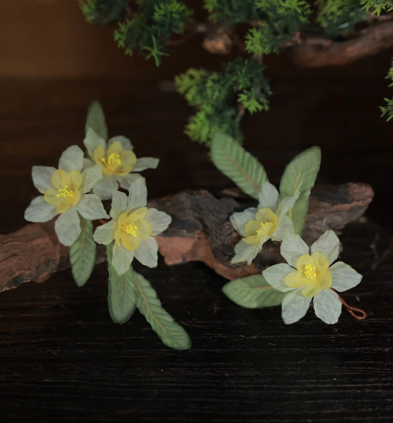 Women Yarn Floral Hanfu Hair Clips, Daffodil 2-Piece Set | HANFUBAO