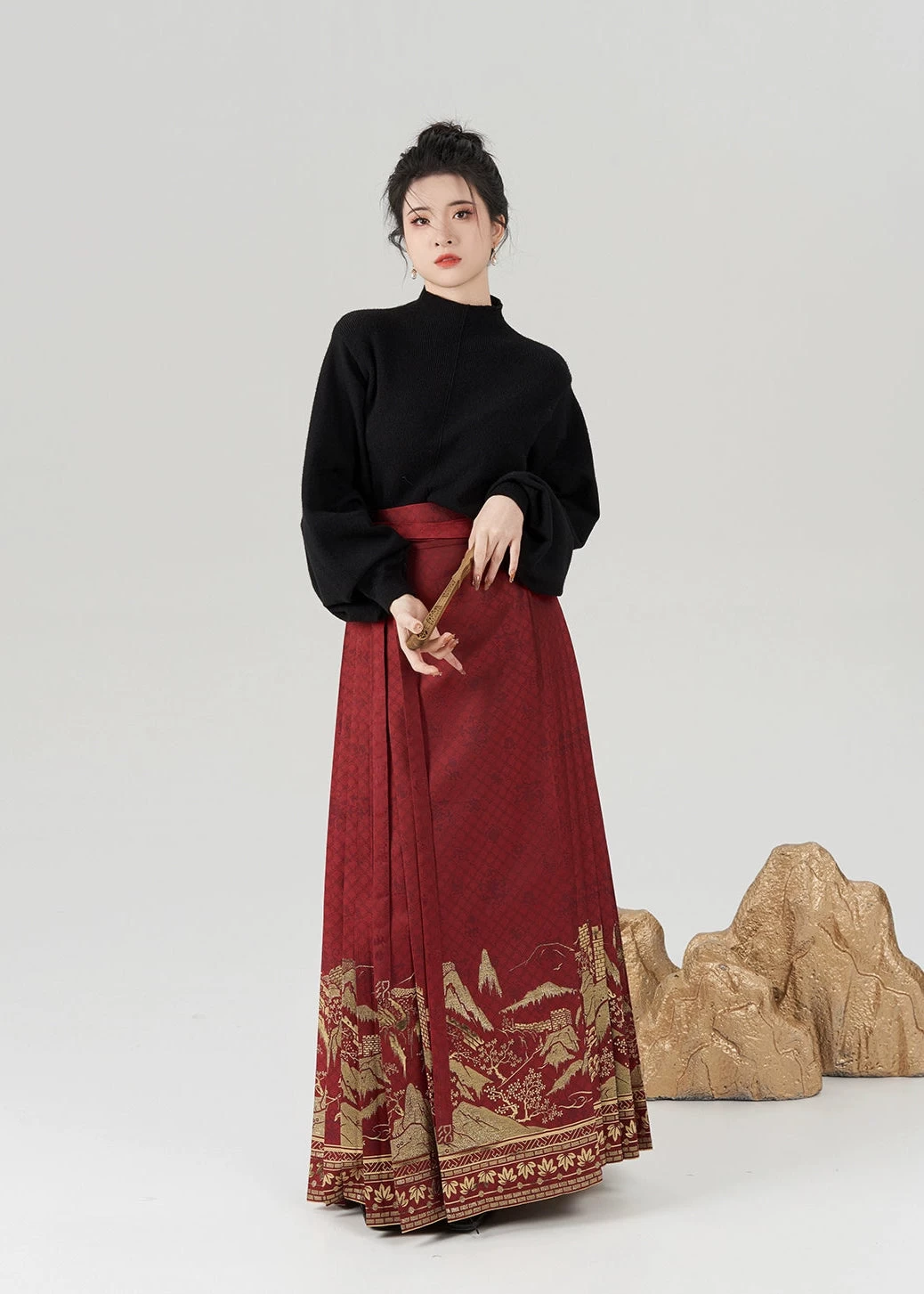 Women's Modern Ma Mian Hanfu Skirt Set, Embroidered Daily Wear | HANFUBAO
