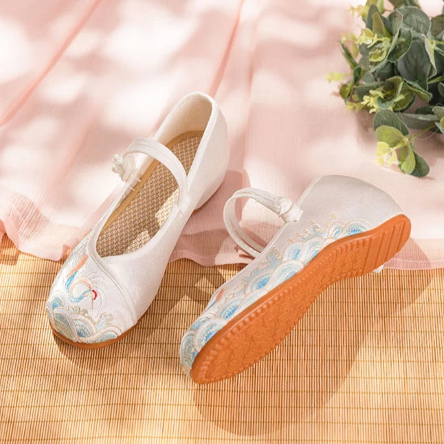 Unisex Hanfu Embroidered Canvas Shoes Floral Ivory Pink Red| HANFUBAO