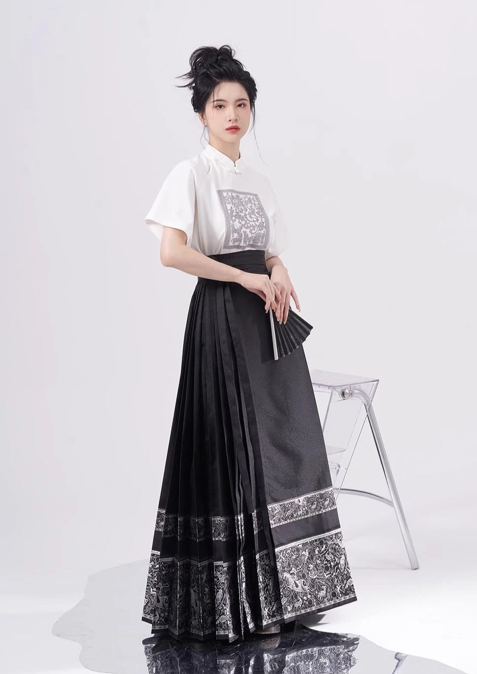 Women’s Modern Summer Hanfu Set Horse Cloud Feather Print| HANFUBAO