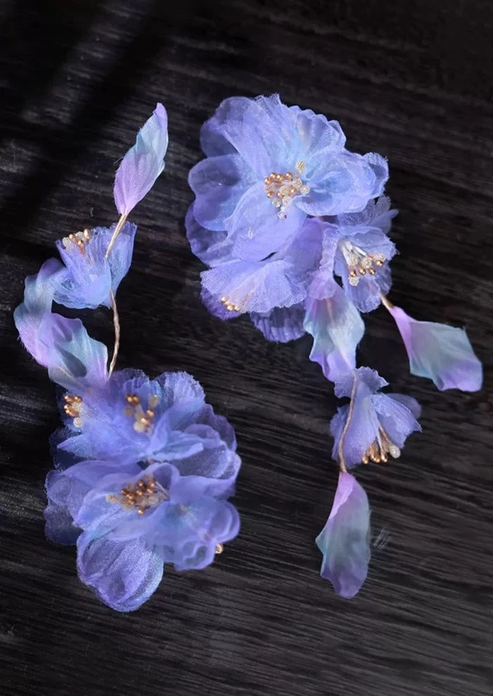 Women Yarn Hanfu Hair Pins, Plum Blossom Embroidery | HANFUBAO